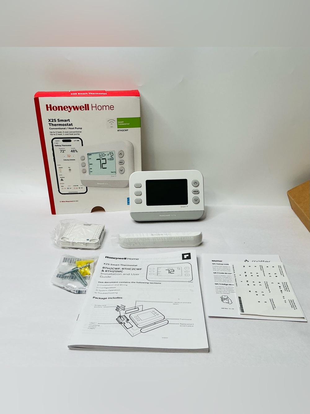 Honeywell Home X2S Smart Thermostat, Conventional/Heat Pump, Wi-Fi Thermostat - Picture 2 of 10